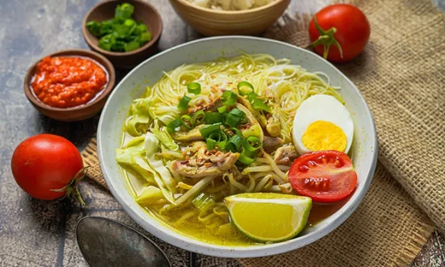 Soto Lamongan: Lezatnya Kuliner Khas Jawa Timur