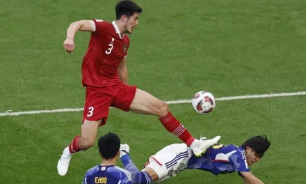 Pasangan Terbaik Jay Idzes: Baggott / Hubner, Timnas Indonesia?