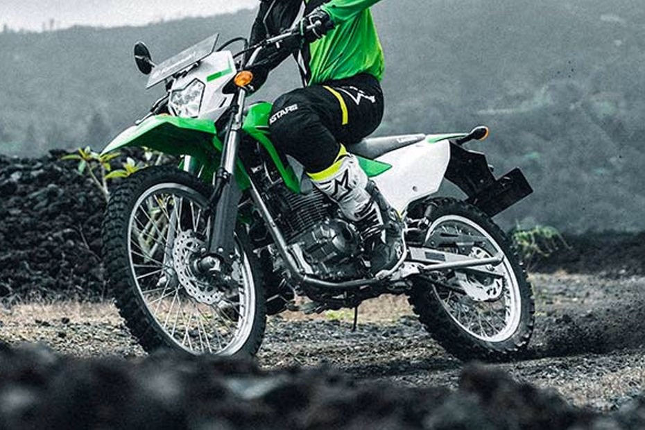 Kawasaki KLX 150: Motor Trail Tangguh Untuk Petualangan Sejati