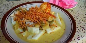 Lontong Medan Yang Jadi Hidangan Wajib Di Sumut Saat Lebaran