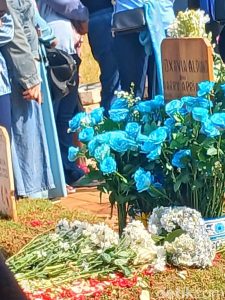 Suasana Haru di Makan Bertepatan Momen Ultah Vidi Aldiano