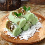 Aroma Nostalgia: Lezatnya Putu Bambu Di Tengah Kota