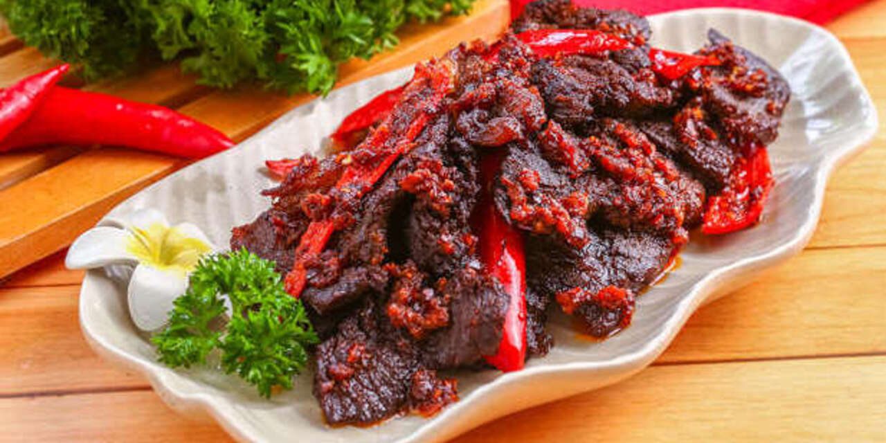 Menggali Rasa: Keistimewaan Dendeng Balado Minangkabau
