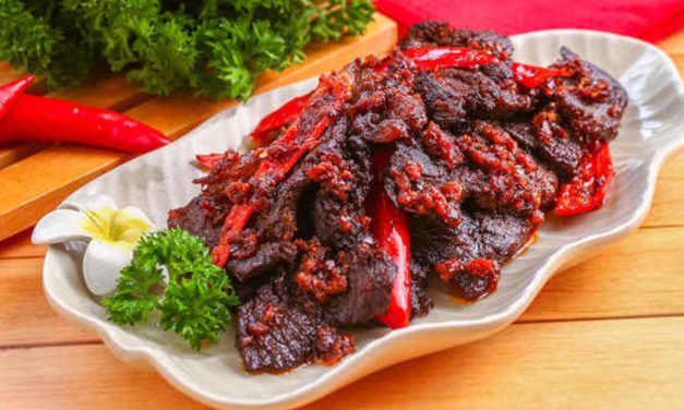 Menggali Rasa: Keistimewaan Dendeng Balado Minangkabau