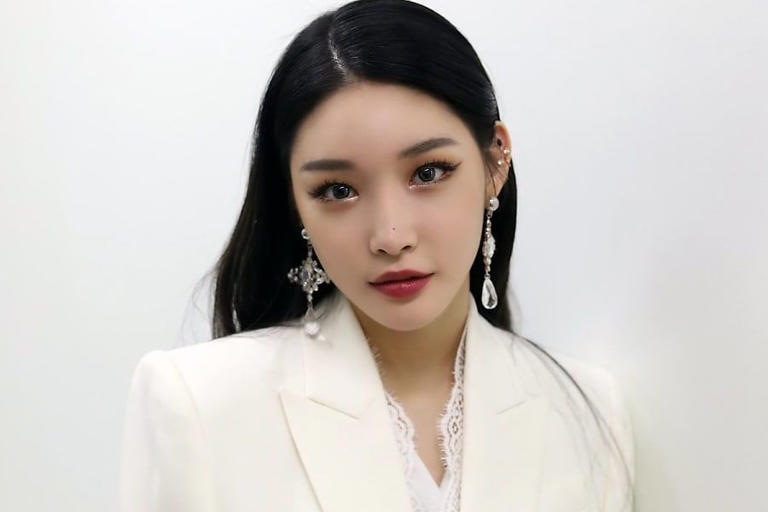 Chungha Dan Perjalanan Panjang Menuju Puncak Industri K-Pop