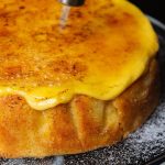 Brulee Cake: Perpaduan Lembut Dan Lapisan Karamel
