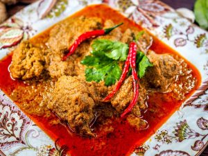 Lezatnya Kalio Daging! Kuliner Minang Gurih Pedas Bikin Nagih