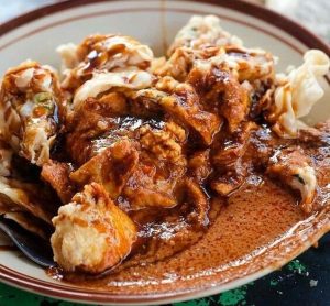 Sensasi Pedas Manis Batagor Bandung Yang Selalu Di Rindukan