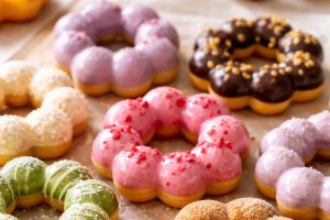 Kenyal Nagih! Donat Mochi Jadi Camilan Viral Favorit Anak Muda