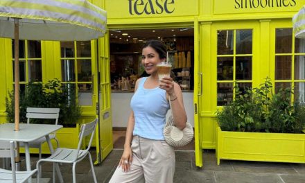 Intip Keseruan Sophie Choudry Saat Liburan Di London!