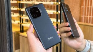 iQOO Z9 5G, Layar AMOLED 144Hz Dan Performa Gaming Stabil