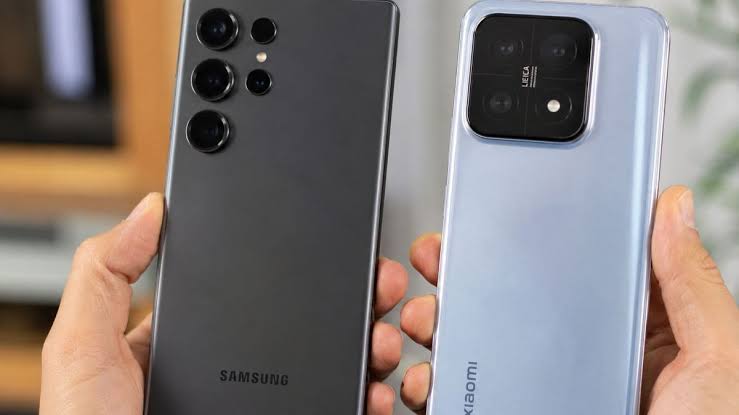 Sama-Sama Populer, Samsung Vs Xiaomi Lebih Bagus Mana?