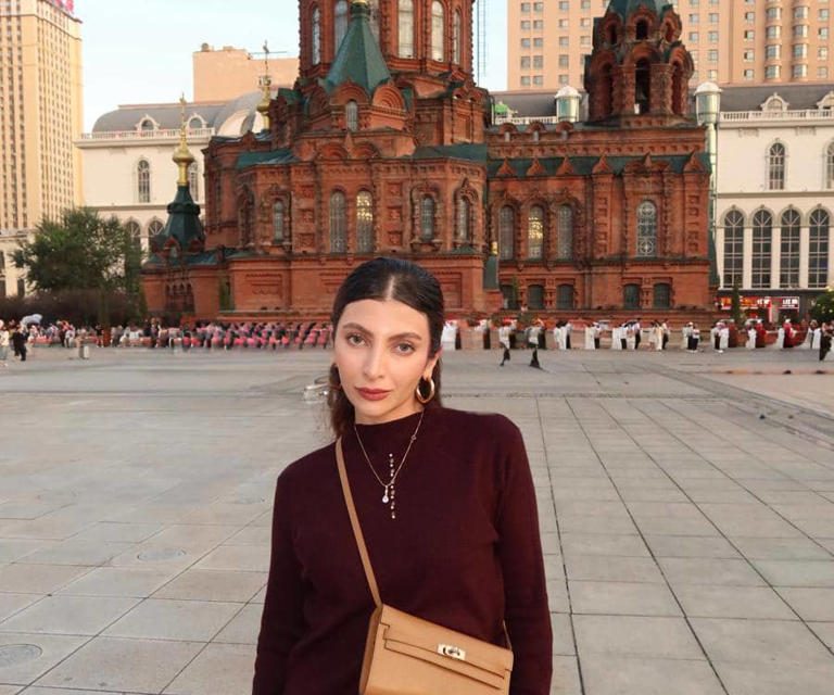 Pesona Sarah Keihl Saat Keliling Harbin, Tampil Cantik Dan Stylish