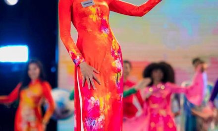 Berkelas & Elegan! Potret Wakil Asia Tenggara Di Miss World 2026