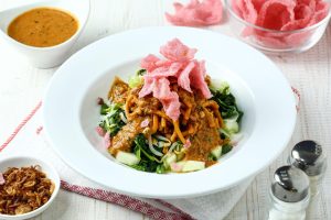 Bukan Pecel Biasa! Mie Pecal Khas Medan Punya Cita Rasa Unik