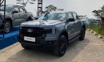 Gagah Di Luar, Nyaman Di Dalam! Intip Interior Ford Ranger Sport
