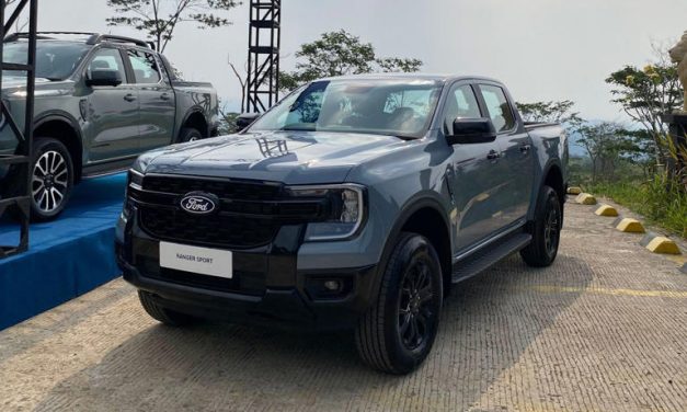 Gagah Di Luar, Nyaman Di Dalam! Intip Interior Ford Ranger Sport