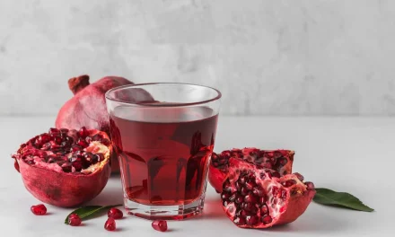Jantung Makin Terlindungi! Kenali Potensi Khasiat Jus Delima