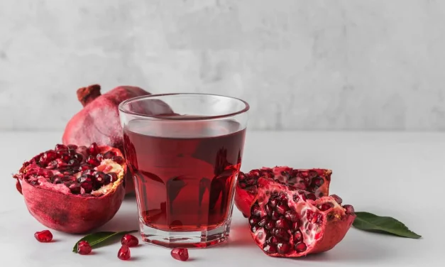 Jantung Makin Terlindungi! Kenali Potensi Khasiat Jus Delima